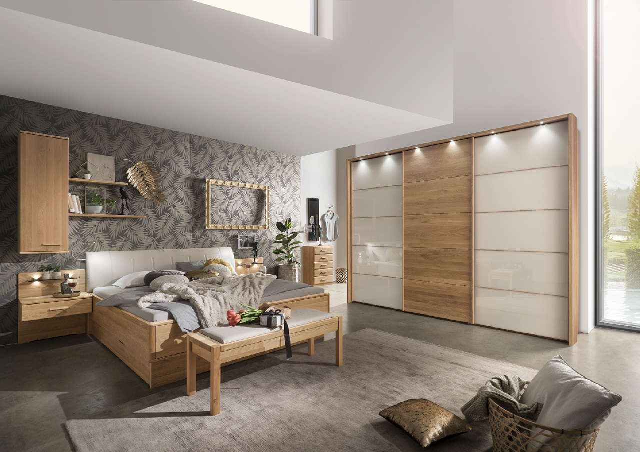 TOLEDO_Schlafzimmer_V_eiche_glas_magnoilie_von_Wiemann__1621714111_235.jpg